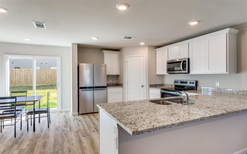 107 Annabelle Street, Cleburne, TX 76031, 4 Bedrooms Bedrooms, ,3 BathroomsBathrooms,Residential,For Sale,107 Annabelle Street,0,21068610