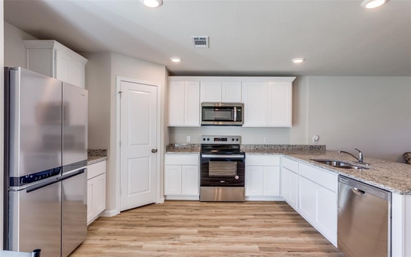 107 Annabelle Street, Cleburne, TX 76031, 4 Bedrooms Bedrooms, ,3 BathroomsBathrooms,Residential,For Sale,107 Annabelle Street,0,21068610