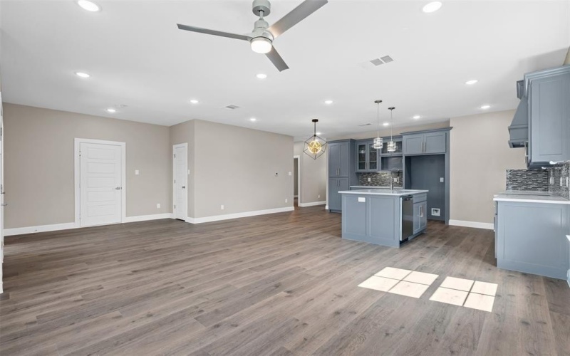 913 Pease River Drive, Granbury, TX 76048, 3 Bedrooms Bedrooms, ,2 BathroomsBathrooms,Residential,For Sale,913 Pease River Drive,0,21068628