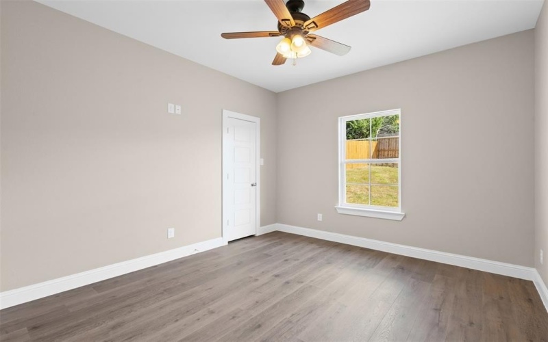 913 Pease River Drive, Granbury, TX 76048, 3 Bedrooms Bedrooms, ,2 BathroomsBathrooms,Residential,For Sale,913 Pease River Drive,0,21068628