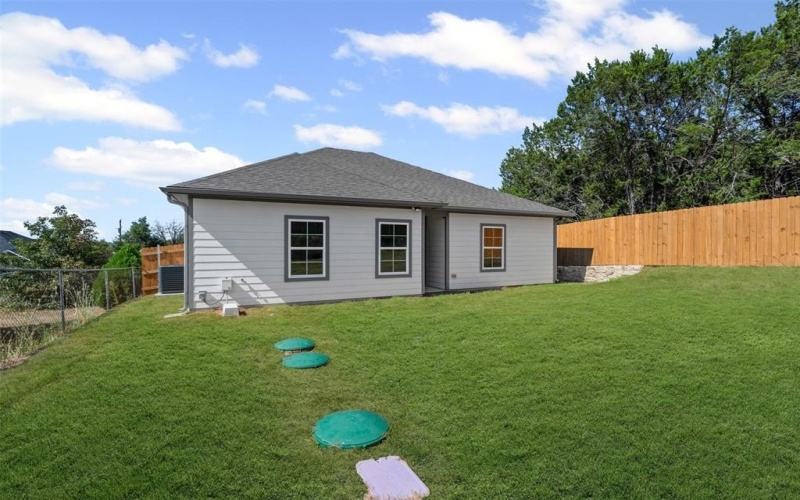 913 Pease River Drive, Granbury, TX 76048, 3 Bedrooms Bedrooms, ,2 BathroomsBathrooms,Residential,For Sale,913 Pease River Drive,0,21068628