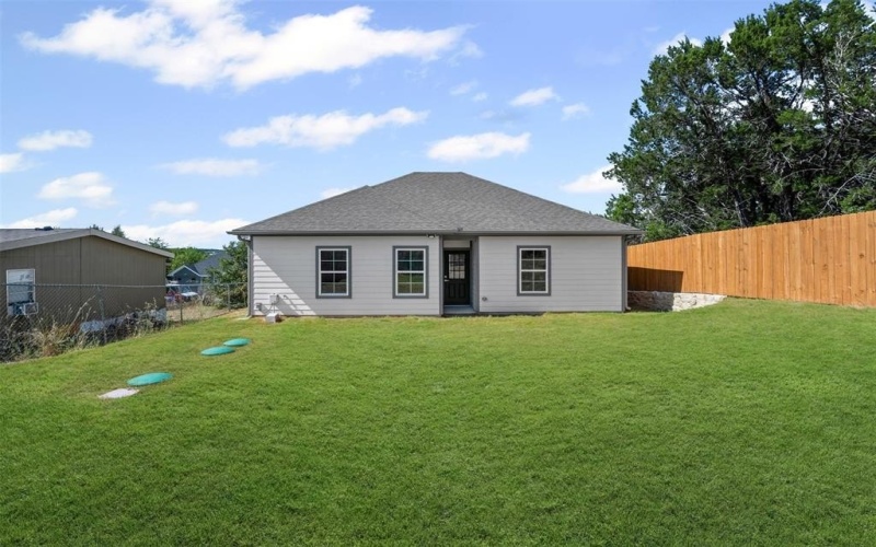 913 Pease River Drive, Granbury, TX 76048, 3 Bedrooms Bedrooms, ,2 BathroomsBathrooms,Residential,For Sale,913 Pease River Drive,0,21068628
