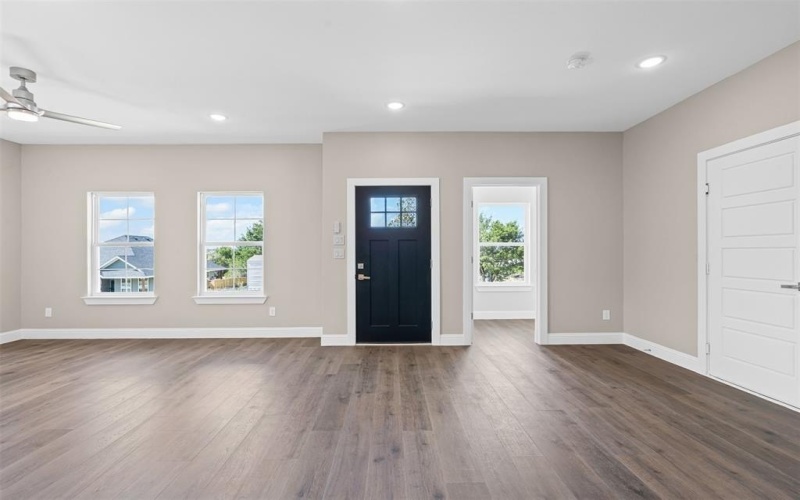 913 Pease River Drive, Granbury, TX 76048, 3 Bedrooms Bedrooms, ,2 BathroomsBathrooms,Residential,For Sale,913 Pease River Drive,0,21068628