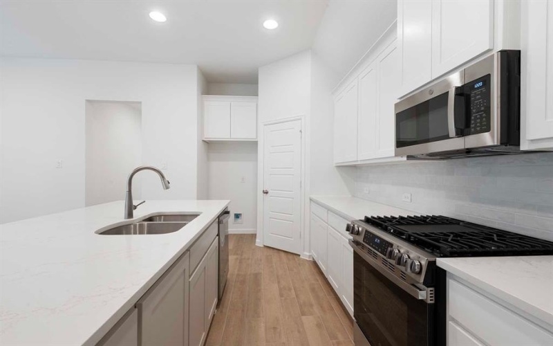 2813 Fargo Mews, Fate, TX 75087, 3 Habitaciones Habitaciones , ,2 BañosBaños,Residential,En Venta,2813 Fargo Mews,0,21068650