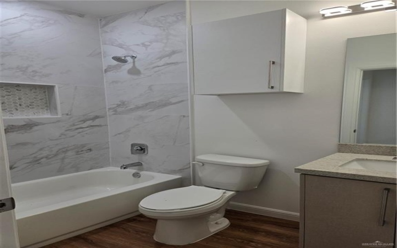 901 E Yuma Avenue #206, McAllen, TX 78503, 2 Bedrooms Bedrooms, ,2 BathroomsBathrooms,Residential,For Sale,901 E Yuma Avenue,429571