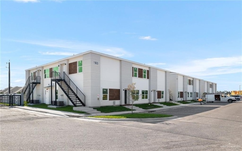 901 E Yuma Avenue #206, McAllen, TX 78503, 2 Bedrooms Bedrooms, ,2 BathroomsBathrooms,Residential,For Sale,901 E Yuma Avenue,429571