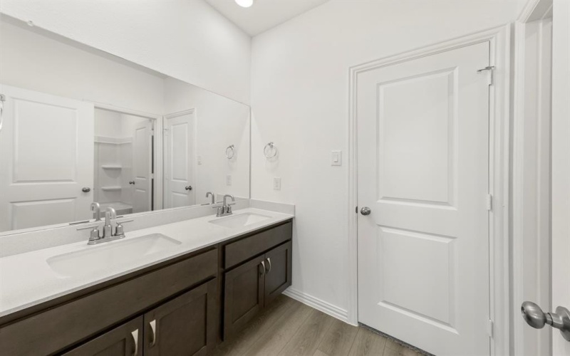 1322 Parkdale Street, Forney, TX 75126, 3 Habitaciones Habitaciones , ,2 BañosBaños,Residential,En Venta,1322 Parkdale Street,0,21068765