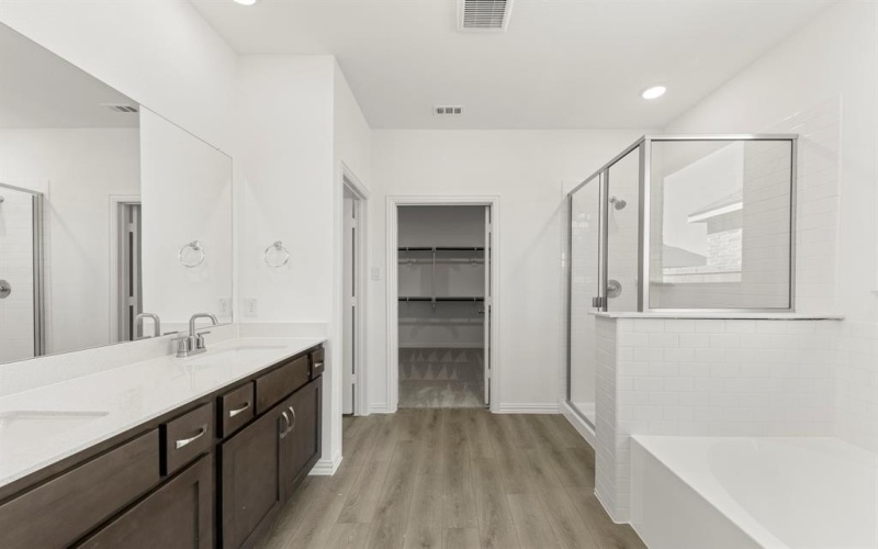 1322 Parkdale Street, Forney, TX 75126, 3 Habitaciones Habitaciones , ,2 BañosBaños,Residential,En Venta,1322 Parkdale Street,0,21068765