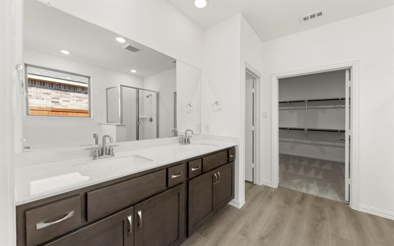 1322 Parkdale Street, Forney, TX 75126, 3 Habitaciones Habitaciones , ,2 BañosBaños,Residential,En Venta,1322 Parkdale Street,0,21068765