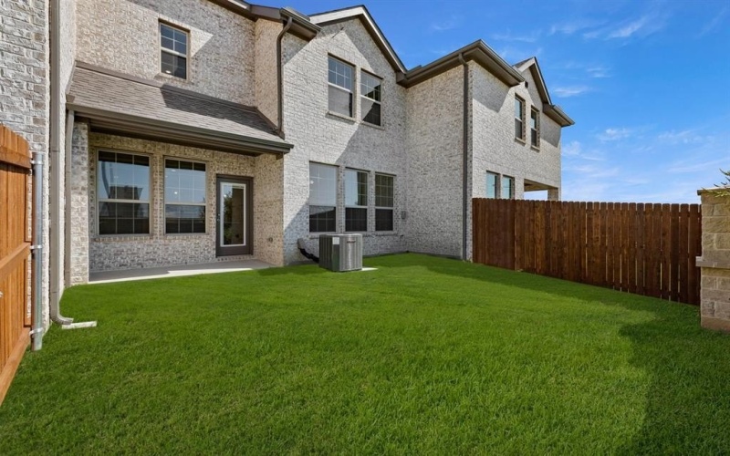 672 Sandiford, Mansfield, TX 76063, 3 Bedrooms Bedrooms, ,2 BathroomsBathrooms,Residential,For Sale,672 Sandiford,0,21068902