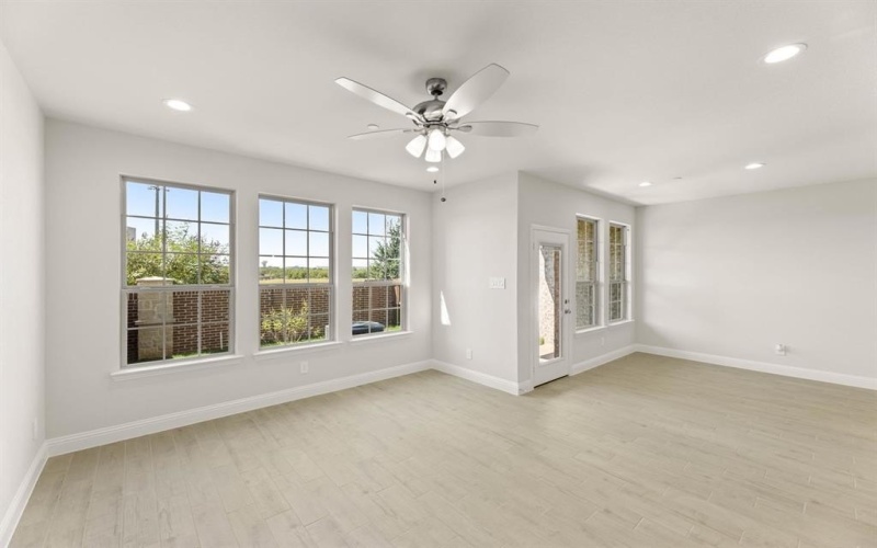 672 Sandiford, Mansfield, TX 76063, 3 Bedrooms Bedrooms, ,2 BathroomsBathrooms,Residential,For Sale,672 Sandiford,0,21068902