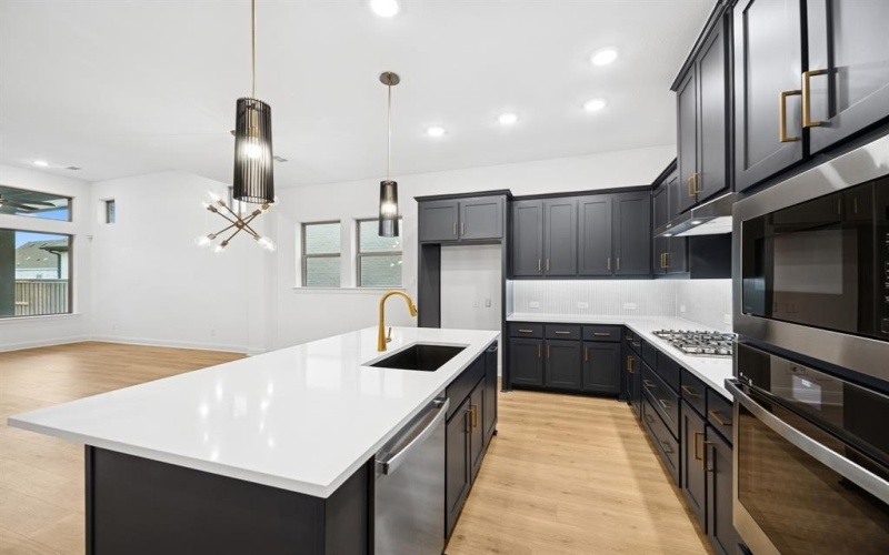 2024 Cuellar Way, Van Alstyne, TX 75495, 3 Bedrooms Bedrooms, ,2 BathroomsBathrooms,Residential,For Sale,2024 Cuellar Way,0,21068950