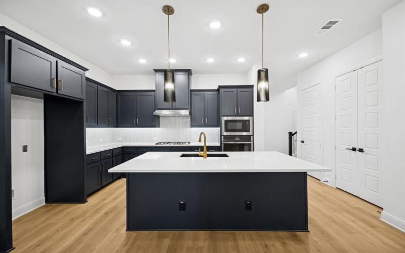 2024 Cuellar Way, Van Alstyne, TX 75495, 3 Bedrooms Bedrooms, ,2 BathroomsBathrooms,Residential,For Sale,2024 Cuellar Way,0,21068950