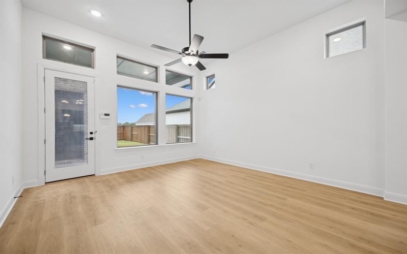 2024 Cuellar Way, Van Alstyne, TX 75495, 3 Bedrooms Bedrooms, ,2 BathroomsBathrooms,Residential,For Sale,2024 Cuellar Way,0,21068950