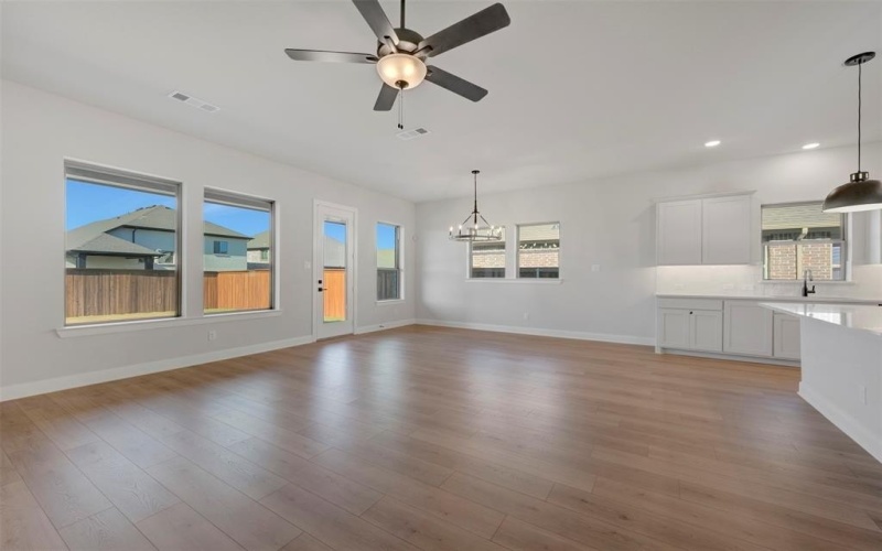 4022 Yellowstone Road, Royse City, TX 75189, 3 Bedrooms Bedrooms, ,2 BathroomsBathrooms,Residential,For Sale,4022 Yellowstone Road,0,21068973