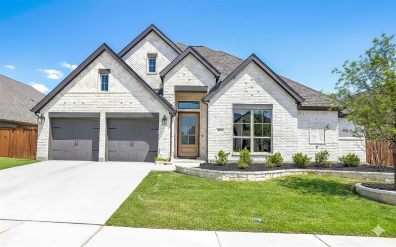 135 Derrett Lane, Rhome, TX 76078, 4 Bedrooms Bedrooms, ,3 BathroomsBathrooms,Residential,For Sale,135 Derrett Lane,0,21068996