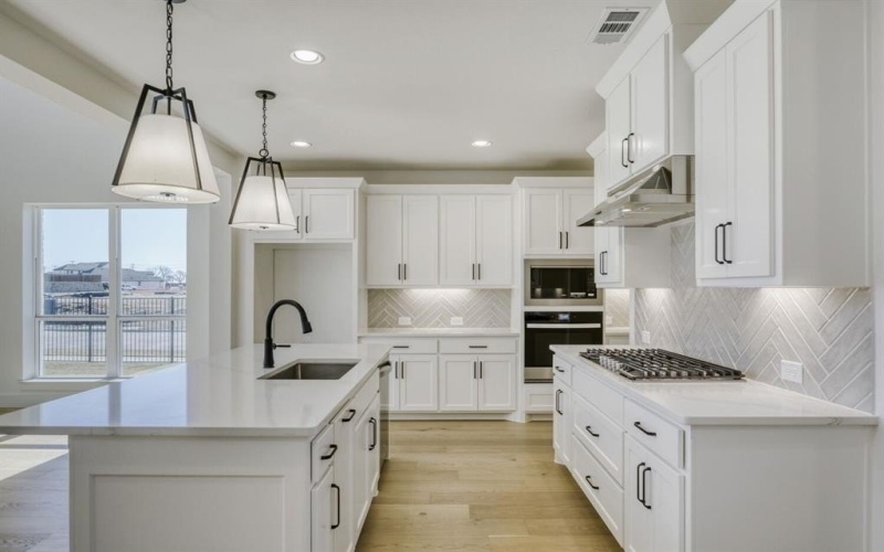 2226 Ten Mile Creek Road, Celina, TX 75009, 4 Habitaciones Habitaciones , ,5 BañosBaños,Residential,En Venta,2226 Ten Mile Creek Road,0,21069172