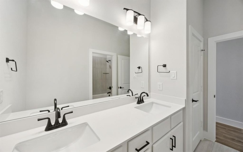 250 Roper Road, Waxahachie, TX 75165, 4 Habitaciones Habitaciones , ,2 BañosBaños,Residential,En Venta,250 Roper Road,0,21069259