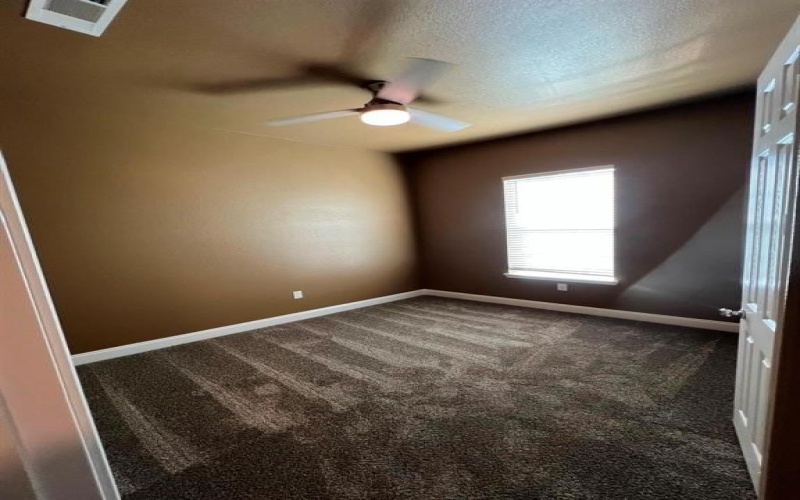 503 S 5th Street, Bonham, TX 75418, 3 Habitaciones Habitaciones , ,2 BañosBaños,Residential,En Venta,503 S 5th Street,0,21069284