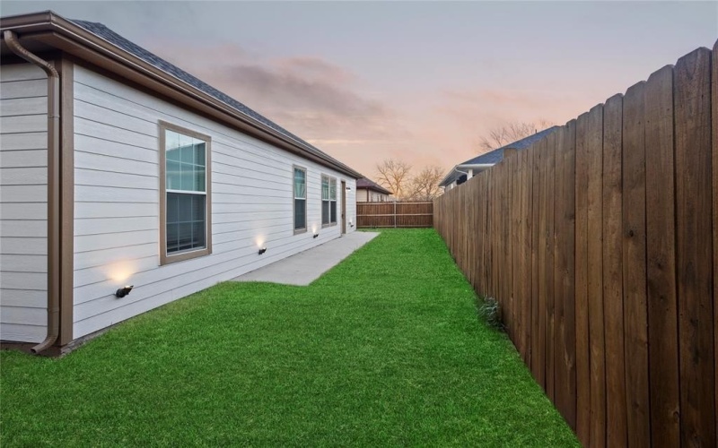 503 S 5th Street, Bonham, TX 75418, 3 Habitaciones Habitaciones , ,2 BañosBaños,Residential,En Venta,503 S 5th Street,0,21069284