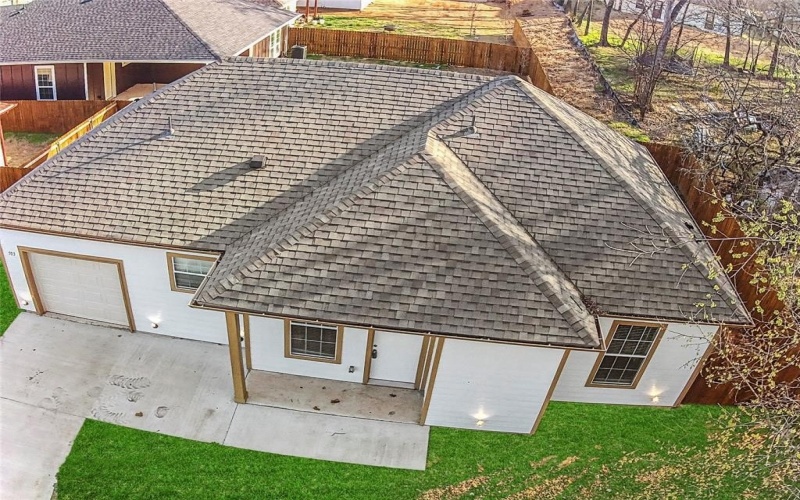 503 S 5th Street, Bonham, TX 75418, 3 Habitaciones Habitaciones , ,2 BañosBaños,Residential,En Venta,503 S 5th Street,0,21069284