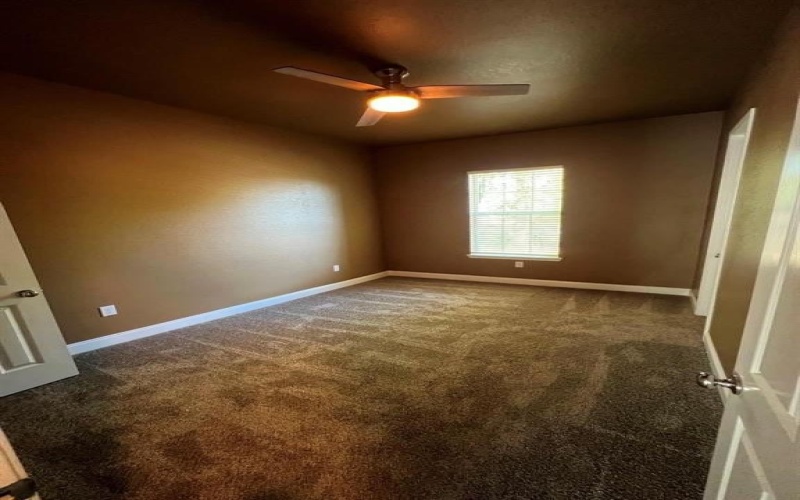 503 S 5th Street, Bonham, TX 75418, 3 Habitaciones Habitaciones , ,2 BañosBaños,Residential,En Venta,503 S 5th Street,0,21069284