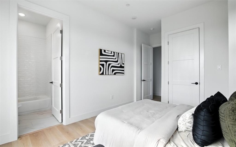 4611 Fairmount Street #102, Dallas, TX 75219, 2 Bedrooms Bedrooms, ,2 BathroomsBathrooms,Residential,For Sale,4611 Fairmount Street,0,21069287