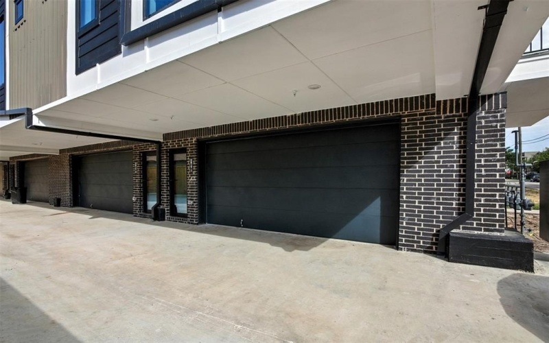 4611 Fairmount Street #102, Dallas, TX 75219, 2 Bedrooms Bedrooms, ,2 BathroomsBathrooms,Residential,For Sale,4611 Fairmount Street,0,21069287