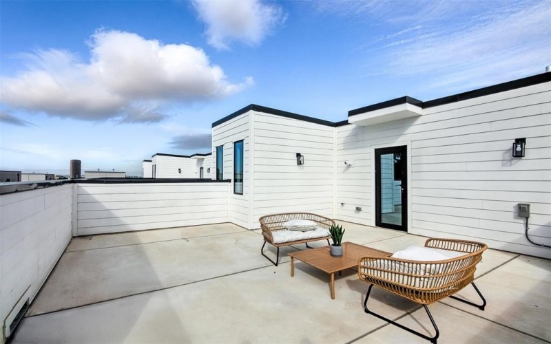 4611 Fairmount Street #102, Dallas, TX 75219, 2 Bedrooms Bedrooms, ,2 BathroomsBathrooms,Residential,For Sale,4611 Fairmount Street,0,21069287