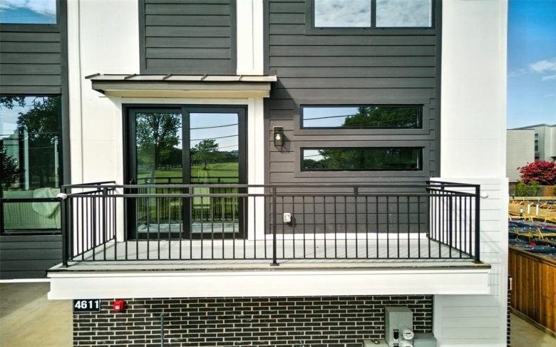 4611 Fairmount Street #102, Dallas, TX 75219, 2 Bedrooms Bedrooms, ,2 BathroomsBathrooms,Residential,For Sale,4611 Fairmount Street,0,21069287
