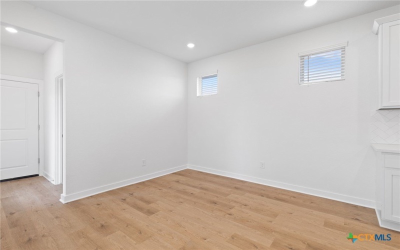 705 Salamander Street, San Marcos, TX 78666, 4 Habitaciones Habitaciones , ,2 BañosBaños,Residential,En Venta,705 Salamander Street,0,593617