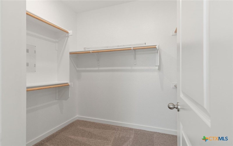 705 Salamander Street, San Marcos, TX 78666, 4 Habitaciones Habitaciones , ,2 BañosBaños,Residential,En Venta,705 Salamander Street,0,593617