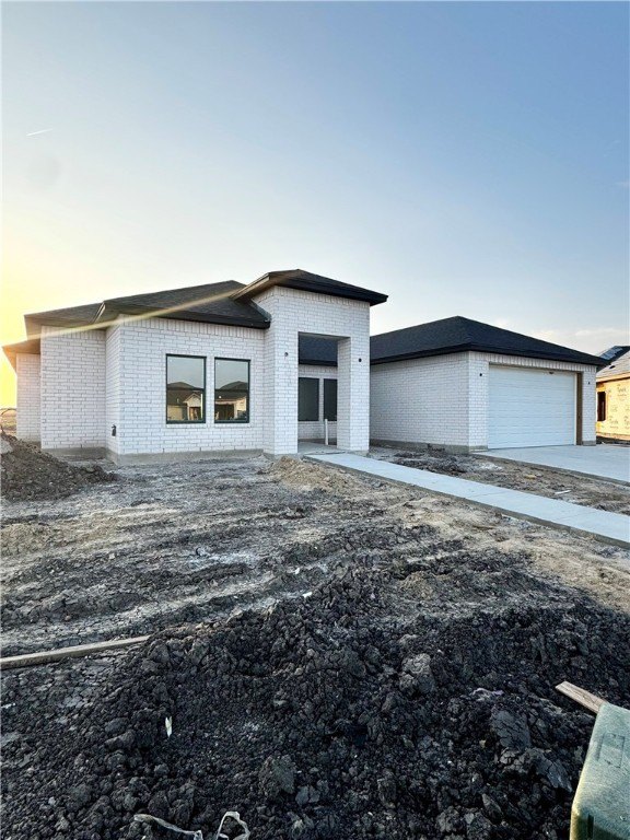 1525 Aegon, Corpus Christi, TX 78415, 5 Habitaciones Habitaciones , ,3 BañosBaños,Residential,En Venta,1525 Aegon,0,465372