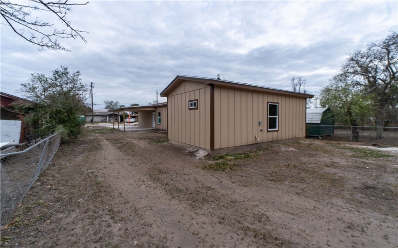 404 Dewey Avenue, Alice, TX 78332, 3 Bedrooms Bedrooms, ,2 BathroomsBathrooms,Residential,For Sale,404 Dewey Avenue,0,465401