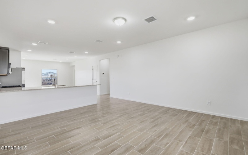 13961 Victory Sky Avenue, El Paso, TX 79928, 3 Bedrooms Bedrooms, ,1 BathroomBathrooms,Residential,For Sale,13961 Victory Sky Avenue,0,930947