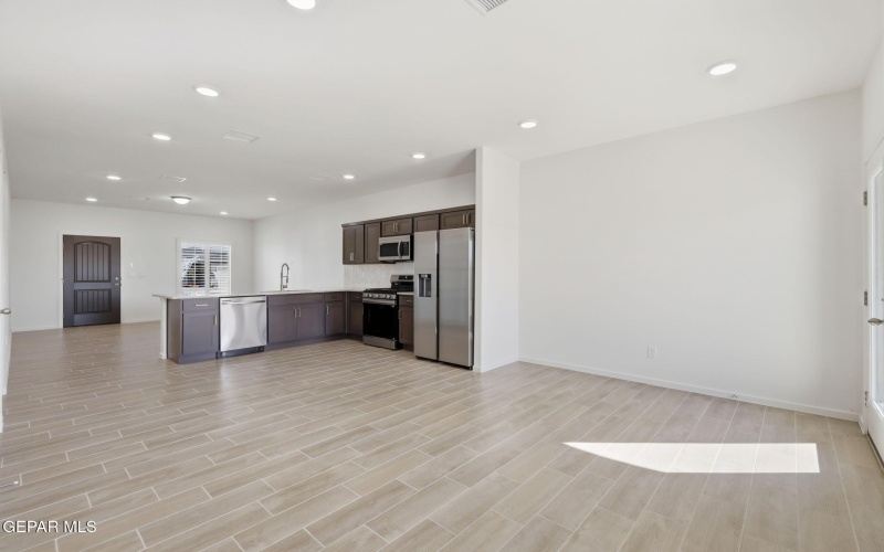 13961 Victory Sky Avenue, El Paso, TX 79928, 3 Bedrooms Bedrooms, ,1 BathroomBathrooms,Residential,For Sale,13961 Victory Sky Avenue,0,930947