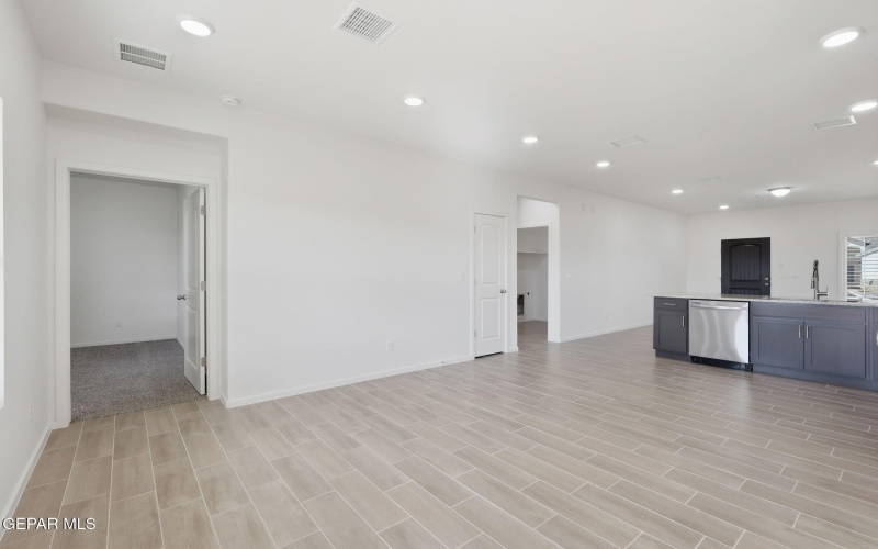13961 Victory Sky Avenue, El Paso, TX 79928, 3 Bedrooms Bedrooms, ,1 BathroomBathrooms,Residential,For Sale,13961 Victory Sky Avenue,0,930947