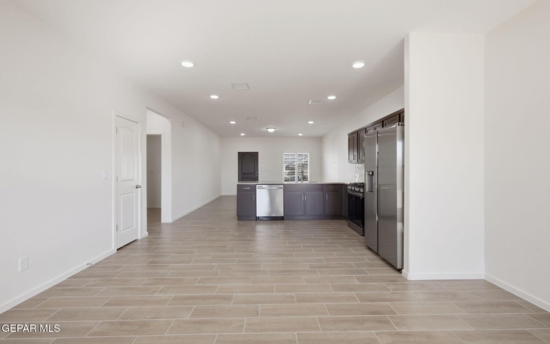 13961 Victory Sky Avenue, El Paso, TX 79928, 3 Bedrooms Bedrooms, ,1 BathroomBathrooms,Residential,For Sale,13961 Victory Sky Avenue,0,930947