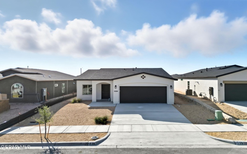 13961 Victory Sky Avenue, El Paso, TX 79928, 3 Bedrooms Bedrooms, ,1 BathroomBathrooms,Residential,For Sale,13961 Victory Sky Avenue,0,930947