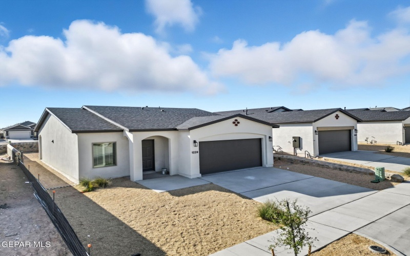 13961 Victory Sky Avenue, El Paso, TX 79928, 3 Bedrooms Bedrooms, ,1 BathroomBathrooms,Residential,For Sale,13961 Victory Sky Avenue,0,930947