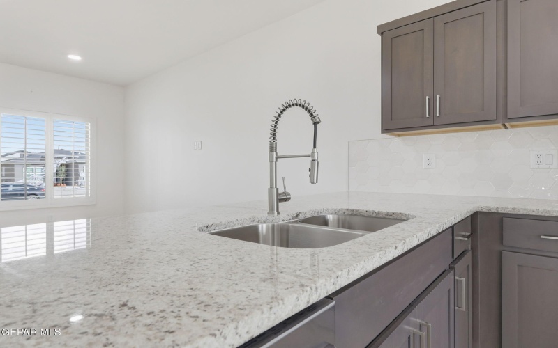 13961 Victory Sky Avenue, El Paso, TX 79928, 3 Bedrooms Bedrooms, ,1 BathroomBathrooms,Residential,For Sale,13961 Victory Sky Avenue,0,930947