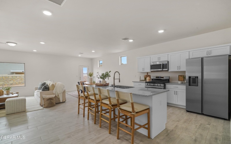 13945 Victory Sky Avenue, El Paso, TX 79928, 3 Bedrooms Bedrooms, ,1 BathroomBathrooms,Residential,For Sale,13945 Victory Sky Avenue,0,930952