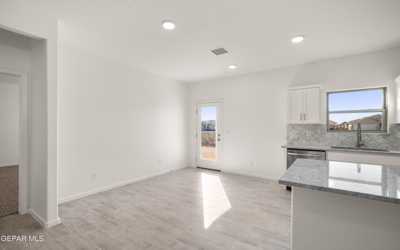 1209 Irish Summer Place, El Paso, TX 79928, 3 Habitaciones Habitaciones , ,1 BañoBaños,Residential,En Venta,1209 Irish Summer Place,0,930953