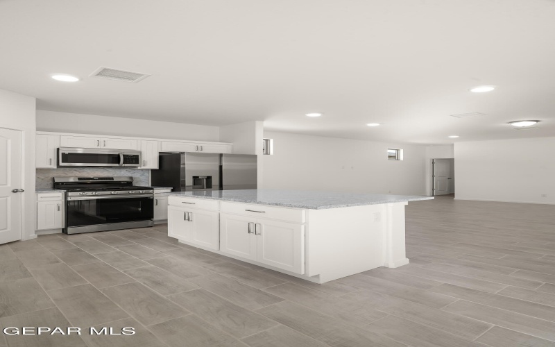 1209 Irish Summer Place, El Paso, TX 79928, 3 Habitaciones Habitaciones , ,1 BañoBaños,Residential,En Venta,1209 Irish Summer Place,0,930953