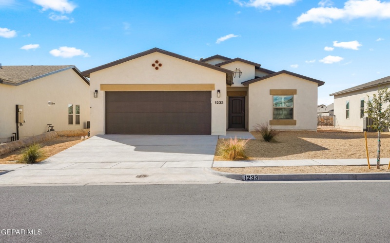 1209 Irish Summer Place, El Paso, TX 79928, 3 Habitaciones Habitaciones , ,1 BañoBaños,Residential,En Venta,1209 Irish Summer Place,0,930953