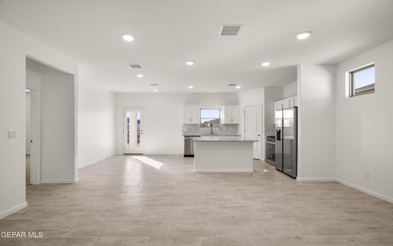 1209 Irish Summer Place, El Paso, TX 79928, 3 Habitaciones Habitaciones , ,1 BañoBaños,Residential,En Venta,1209 Irish Summer Place,0,930953