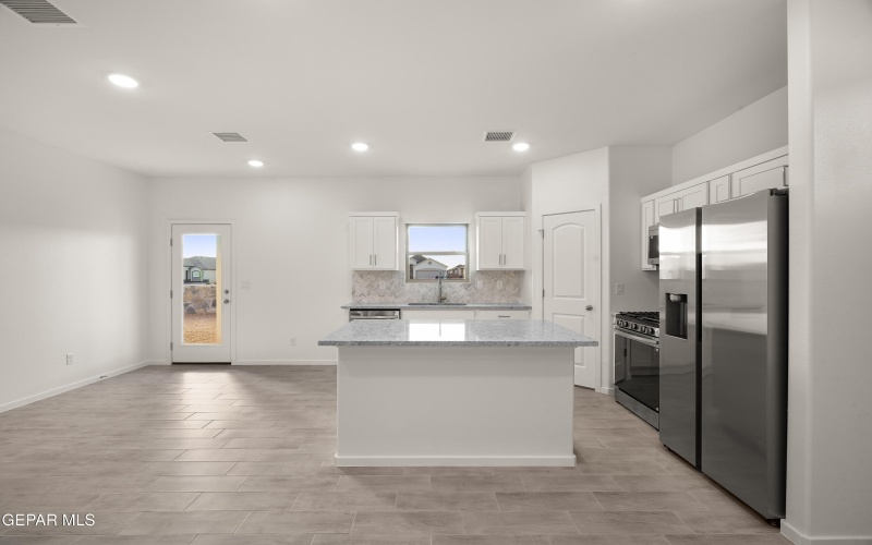 1209 Irish Summer Place, El Paso, TX 79928, 3 Habitaciones Habitaciones , ,1 BañoBaños,Residential,En Venta,1209 Irish Summer Place,0,930953