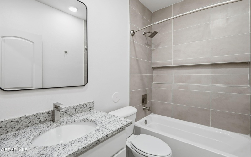 13948 Golden Summer Court, El Paso, TX 79928, 3 Habitaciones Habitaciones , ,1 BañoBaños,Residential,En Venta,13948 Golden Summer Court,0,930954