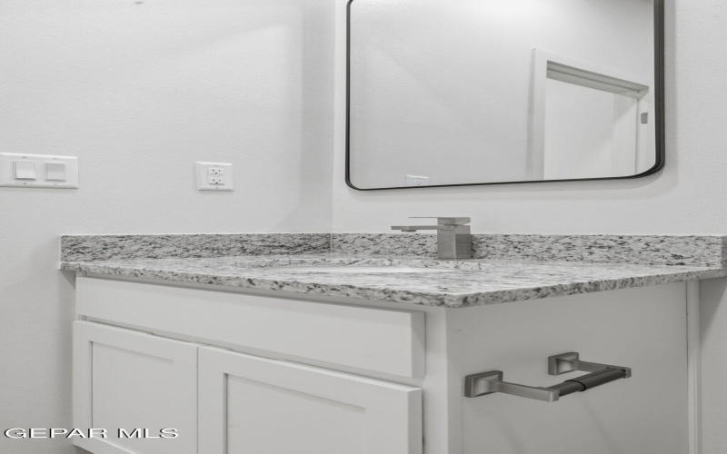 13948 Golden Summer Court, El Paso, TX 79928, 3 Habitaciones Habitaciones , ,1 BañoBaños,Residential,En Venta,13948 Golden Summer Court,0,930954