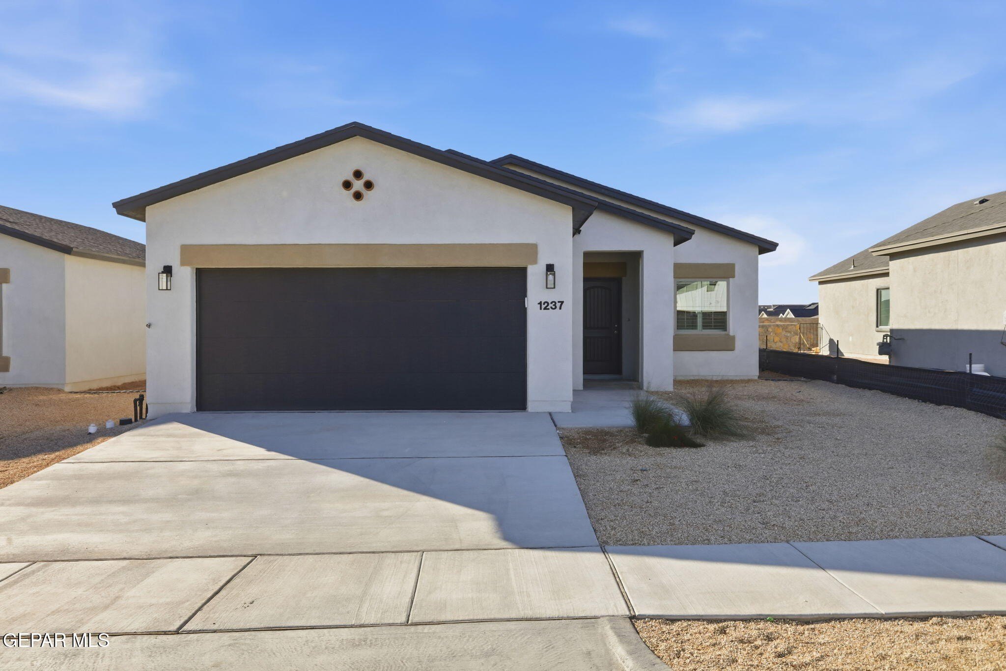 13953 Victory Sky Avenue, El Paso, TX 79928, 3 Bedrooms Bedrooms, ,1 BathroomBathrooms,Residential,For Sale,13953 Victory Sky Avenue,0,930955
